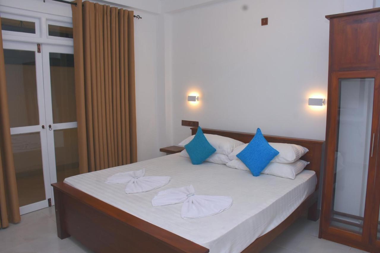 The Bamboo Tree Transit Hotel 카투나야크 외부 사진