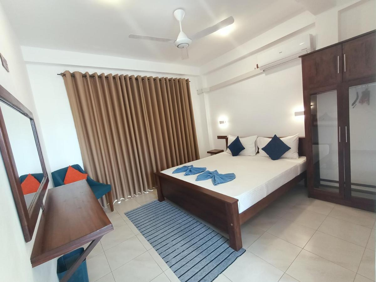 The Bamboo Tree Transit Hotel 카투나야크 외부 사진